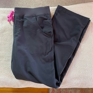 Figs Kade cargo scrub pants. Charcoal grey, size large. Regular length